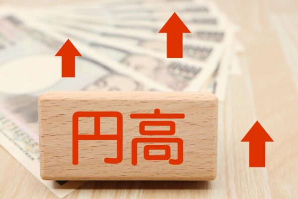 円高進む　一時1ドル153円台　約半年ぶり
