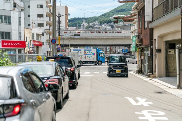 生活道路の法定速度、30キロに引き下げ　9月1日施行