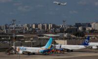 副操縦士　フライドバイ機を空港か米軍基地に突入させる計画　イスラエル治安当局者