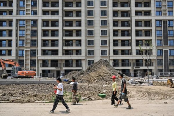 【分析】中国経済　「ソ連の特徴を備えた日本化」へ