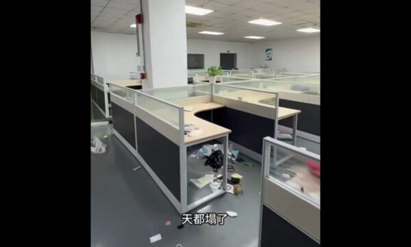 連休明け、職場が消えた　社長は夜逃げ、給料は未払い【動画あり】＝中国