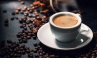 コーヒーを飲むと便意？　専門家が明かすコーヒーの7つの意外な作用