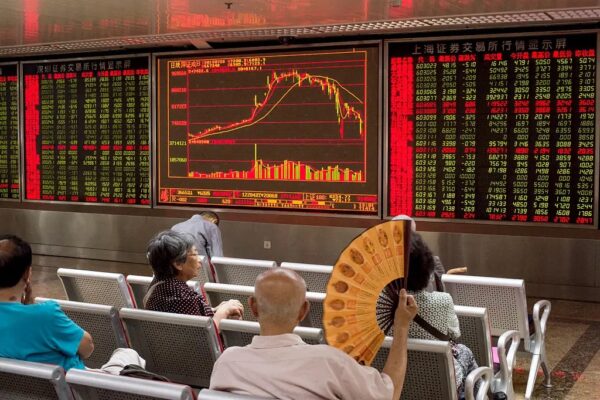中国半導体大手の株価3割下落　時価総額1兆元超減　サムスン技術流出問題も