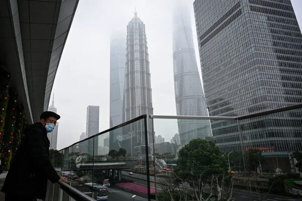 上海のオフィス空室率24.4％　外資撤退で空室増加　賃料も下落