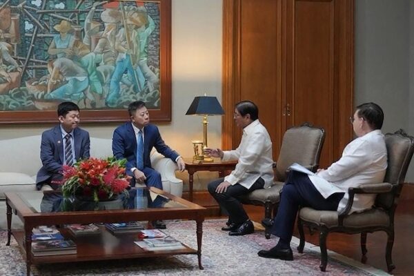 中共大使「武力なら簡単に勝てる」　フィリピン大統領が不快感　南シナ海問題で続く中比の摩擦